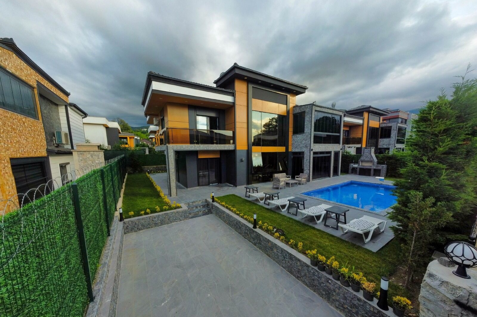 Villa kapak resmi